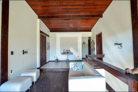 Casa à venda com 250m², 4 quartos e 1 vagaSala superior