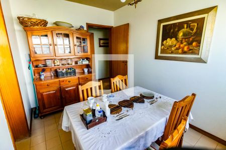 Apartamento à venda com 193m², 4 quartos e 4 vagasCopa