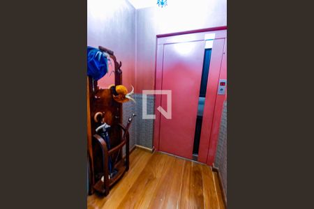 Apartamento à venda com 193m², 4 quartos e 4 vagasHall de entrada