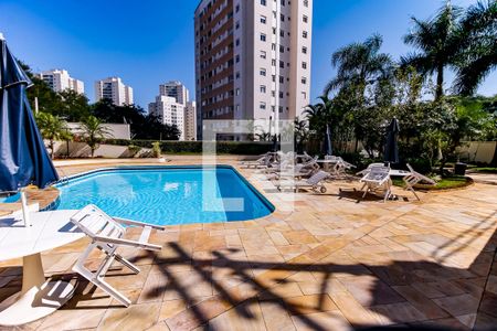 Apartamento à venda com 193m², 4 quartos e 4 vagasÁrea comum - Piscina