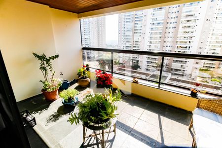 Varanda da Sala de apartamento à venda com 4 quartos, 193m² em Jardim Monte Kemel, São Paulo