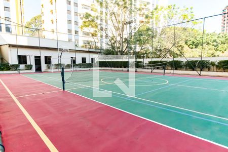 Apartamento à venda com 193m², 4 quartos e 4 vagasÁrea comum - Quadra Esportiva