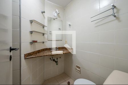 Apartamento à venda com 70m², 3 quartos e 1 vaga Apartamento à venda com 70m², 3 quartos e 1 vagaBanheiro