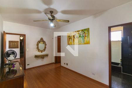 Casa para alugar com 724m², 6 quartos e 10 vagasQuarto 2