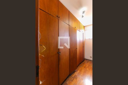 Casa para alugar com 724m², 6 quartos e 10 vagasCloset