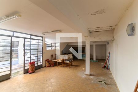 Casa para alugar com 724m², 6 quartos e 10 vagasSalão