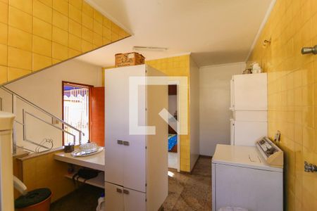 Casa para alugar com 724m², 6 quartos e 10 vagasÁrea de Serviço