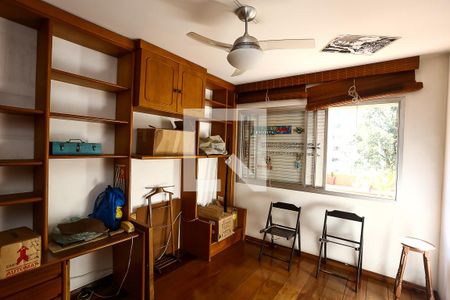 Apartamento à venda com 241m², 3 quartos e 3 vagasSuíte