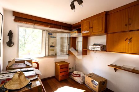 Apartamento à venda com 241m², 3 quartos e 3 vagasQuarto 2