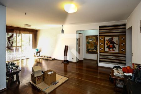 Sala de apartamento à venda com 3 quartos, 241m² em Real Parque, São Paulo