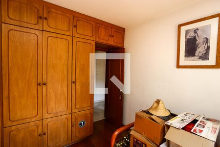 Apartamento à venda com 241m², 3 quartos e 3 vagasQuarto 2