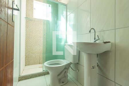 Casa de condomínio à venda com 80m², 2 quartos e 1 vagaDetalhe do Banheiro