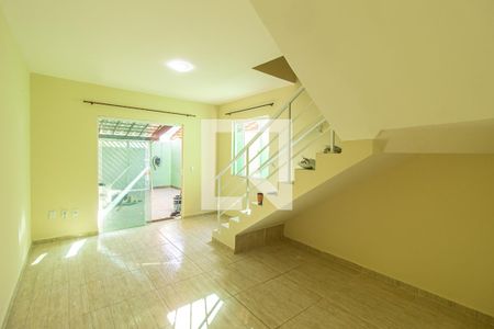 Sala de casa de condomínio à venda com 2 quartos, 80m² em Campo Grande, Rio de Janeiro