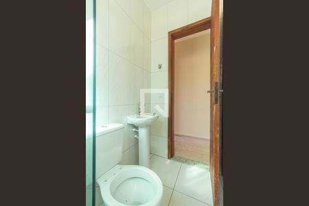 Casa de condomínio à venda com 80m², 2 quartos e 1 vagaBanheiro
