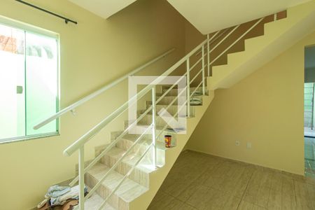 Escada de casa de condomínio à venda com 2 quartos, 80m² em Campo Grande, Rio de Janeiro