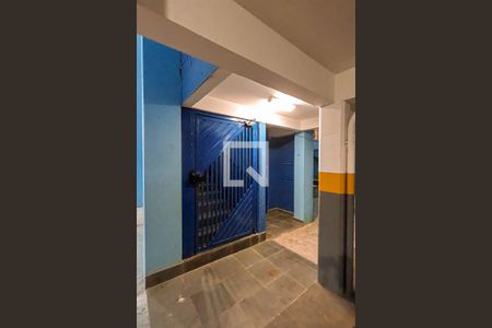 Apartamento à venda com 54m², 2 quartos e 1 vaga Apartamento à venda com 54m², 2 quartos e 1 vagaEntrada