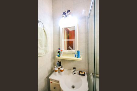 Casa à venda com 129m², 3 quartos e 2 vagas Casa à venda com 129m², 3 quartos e 2 vagasBanheiro dos Quartos