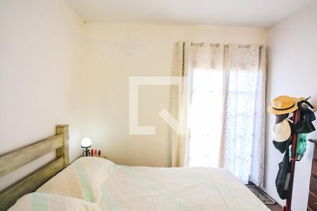 Casa à venda com 129m², 3 quartos e 2 vagas Casa à venda com 129m², 3 quartos e 2 vagasSuíte