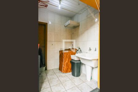 Casa à venda com 129m², 3 quartos e 2 vagas Casa à venda com 129m², 3 quartos e 2 vagasÁrea de Serviço