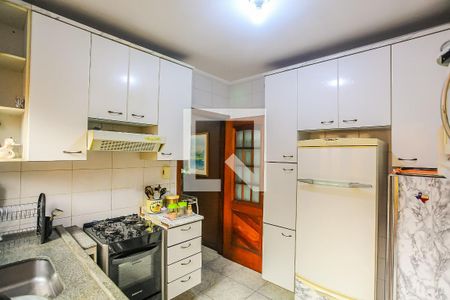 Casa à venda com 129m², 3 quartos e 2 vagas Casa à venda com 129m², 3 quartos e 2 vagasCozinha