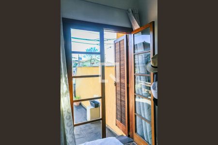 Casa à venda com 129m², 3 quartos e 2 vagas Casa à venda com 129m², 3 quartos e 2 vagasSuíte - Terraço