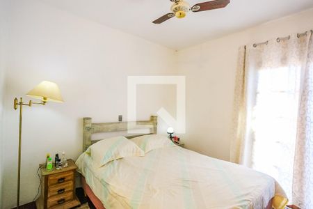 Casa à venda com 129m², 3 quartos e 2 vagas Casa à venda com 129m², 3 quartos e 2 vagasSuíte