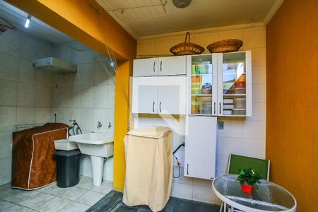 Casa à venda com 129m², 3 quartos e 2 vagas Casa à venda com 129m², 3 quartos e 2 vagasÁrea de Serviço