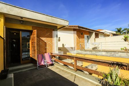 Casa à venda com 129m², 3 quartos e 2 vagas Casa à venda com 129m², 3 quartos e 2 vagasSuíte - Terraço