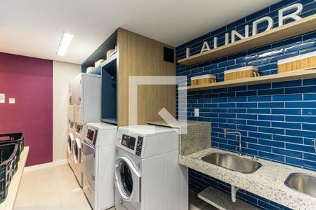 Apartamento à venda com 40m², 2 quartos e sem vagaÁrea Comum - Lavanderia