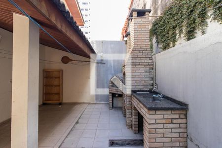 Casa à venda com 157m², 3 quartos e 3 vagas Casa à venda com 157m², 3 quartos e 3 vagasChurrasqueira