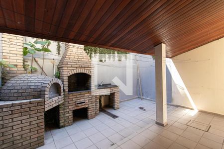 Casa à venda com 157m², 3 quartos e 3 vagas Casa à venda com 157m², 3 quartos e 3 vagasChurrasqueira