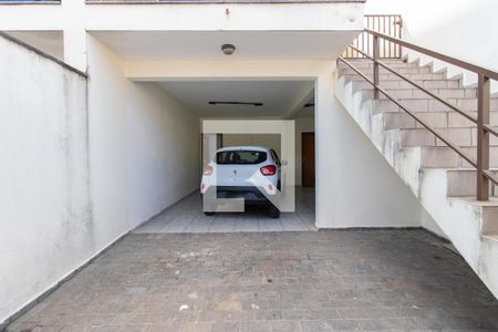 Casa à venda com 157m², 3 quartos e 3 vagas Casa à venda com 157m², 3 quartos e 3 vagasGaragem