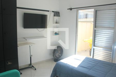 Quarto 1 de casa para alugar com 3 quartos, 140m² em Vila Marari, São Paulo