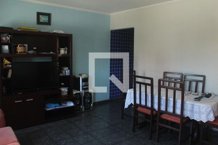 Sala de casa para alugar com 3 quartos, 140m² em Vila Marari, São Paulo