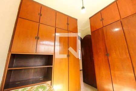 Casa à venda com 172m², 3 quartos e 3 vagas Casa à venda com 172m², 3 quartos e 3 vagasQuarto 3