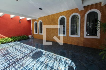 Casa à venda com 172m², 3 quartos e 3 vagas Casa à venda com 172m², 3 quartos e 3 vagasGaragem