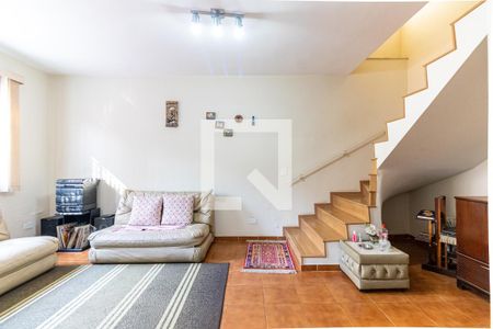 Casa à venda com 167m², 3 quartos e 3 vagas Casa à venda com 167m², 3 quartos e 3 vagasSala de Estar