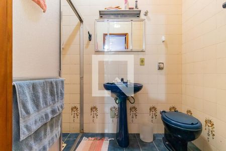 Casa à venda com 167m², 3 quartos e 3 vagas Casa à venda com 167m², 3 quartos e 3 vagasBanheiro da Suíte 2