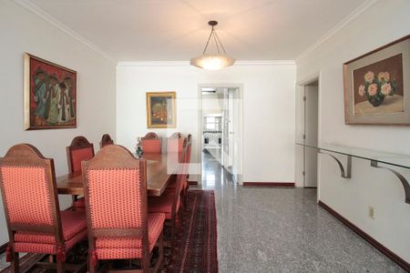 Sala de apartamento à venda com 3 quartos, 188m² em Higienópolis, São Paulo