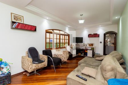 Sala de Estar de casa à venda com 4 quartos, 385m² em Vila Canero, São Paulo
