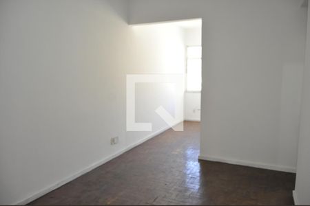 Apartamento à venda com 68m², 2 quartos e 1 vagaSala