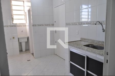 Apartamento à venda com 68m², 2 quartos e 1 vagaCozinha