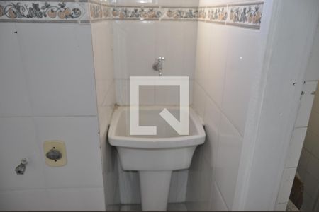 Apartamento à venda com 68m², 2 quartos e 1 vagaÁrea de Serviço