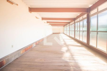 Casa à venda com 494m², 5 quartos e 6 vagasSalão de Festas