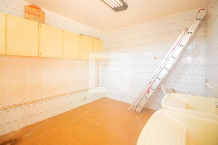 Casa à venda com 494m², 5 quartos e 6 vagasÁrea de Serviço