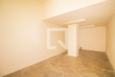 Casa à venda com 494m², 5 quartos e 6 vagasAdega