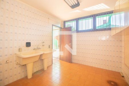 Casa à venda com 494m², 5 quartos e 6 vagasÁrea de Serviço