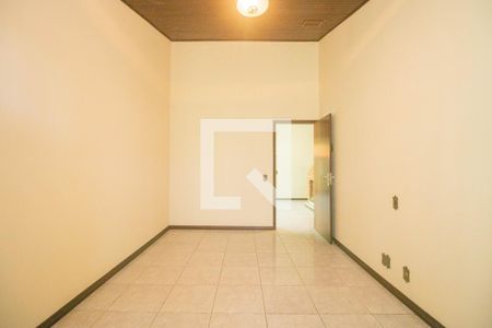 Casa à venda com 494m², 5 quartos e 6 vagasQuarto 2