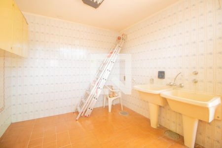 Casa à venda com 494m², 5 quartos e 6 vagasÁrea de Serviço