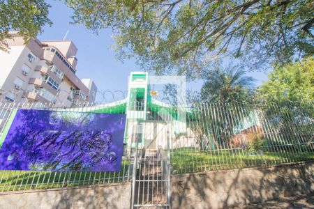 Casa à venda com 494m², 5 quartos e 6 vagasFachada